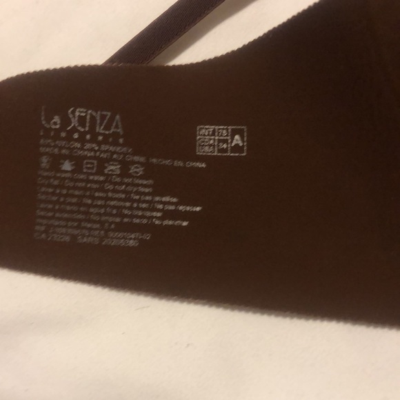 5/$20 laSenza leopard print seamless bra - Picture 2 of 2